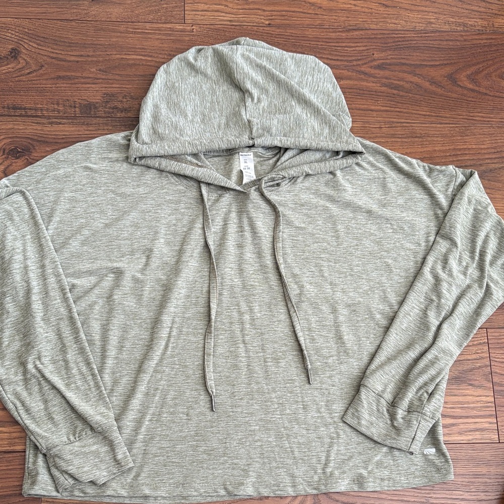Maika Heather Green Hooded Top